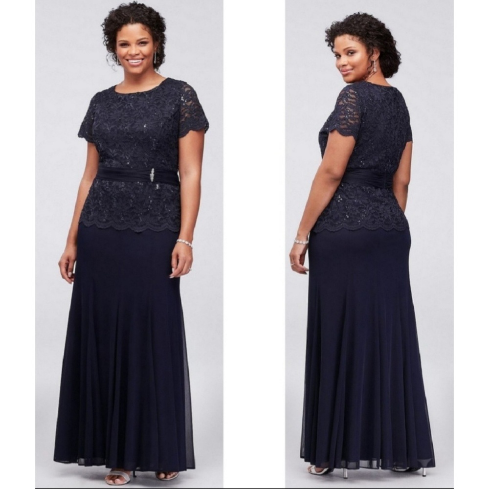 🆕 ONYX NITE LACE TOP GOWN